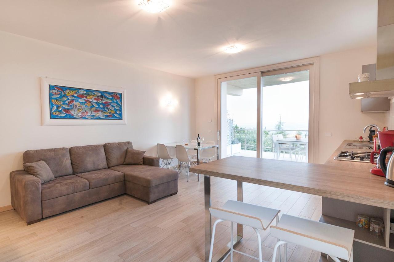Kiara Apartment Torri Del Benaco